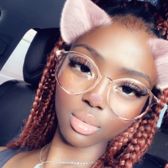 Meet your Posher, Mala - Picture 7 of 8